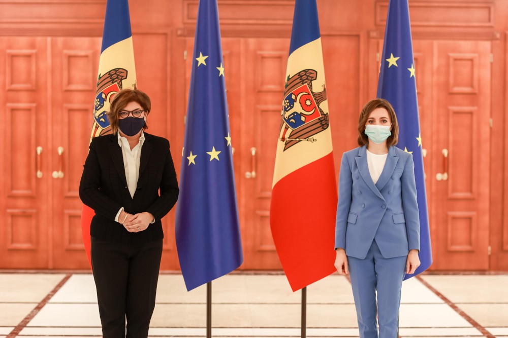 Cooperarea cu UE în domeniul transporturilor, discutată de Maia Sandu și Comisarul Adina Vălean